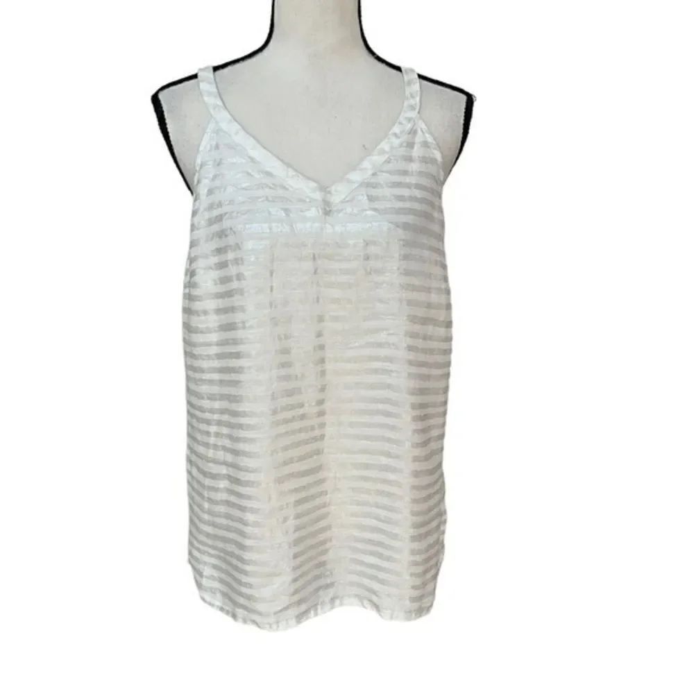 St .Tropez West womens white silver metallic 100% linen v-neck tank top Sz M NWT
